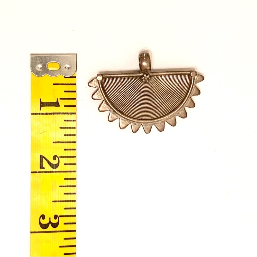 Pendant - Picture 4 of 5